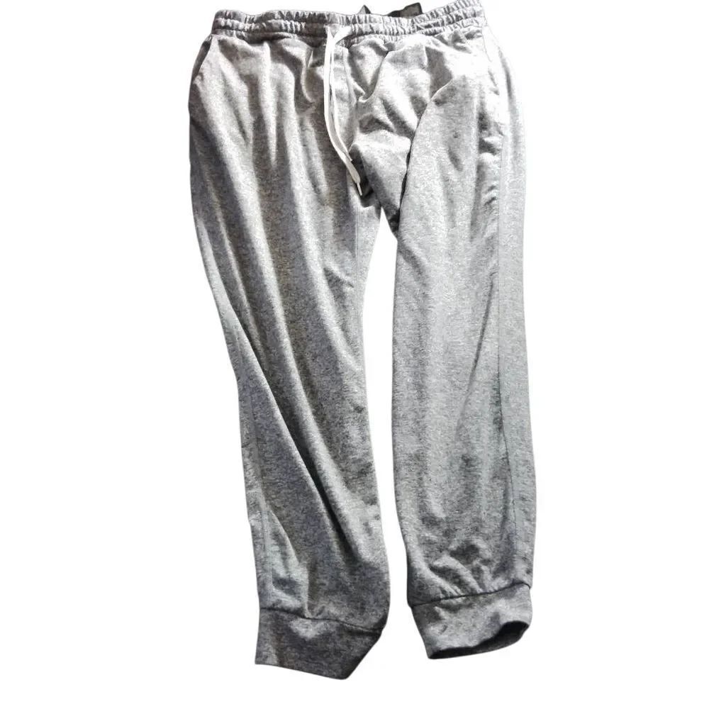 Vuori MEN Gray Track Pants(45)